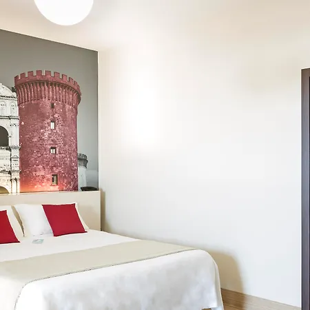 Hotel B&B Hotel Napoli Neapol