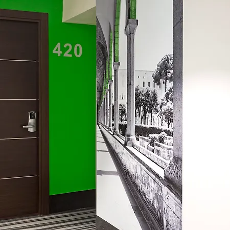 B&B Hotel Napoli Neapol