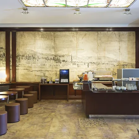 Hotel B&B Hotel Napoli Neapol