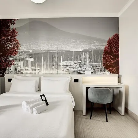 호텔 B&B 호텔 나폴리 3*