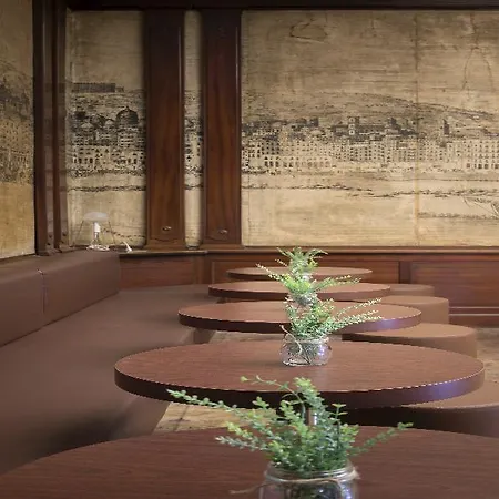 B&B Hotel Napoli Szálloda Nápoly