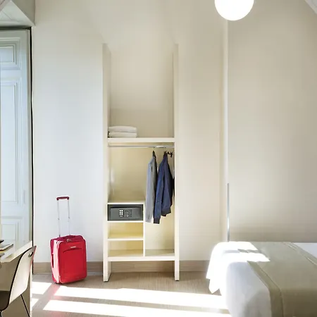 B&B Hotel Napoli Szálloda