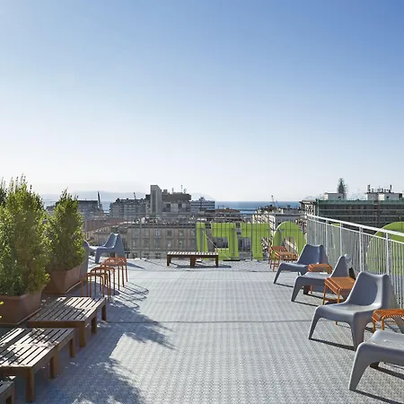 B&B Hotel Napoli Szálloda 3*
