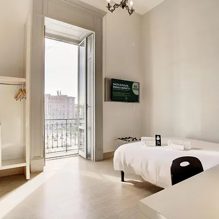 Hotel B&B Hotel Napoli Neapol
