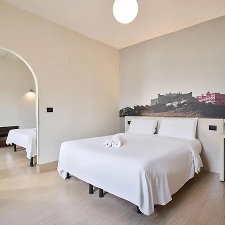 B&B Hotel Napoli 3* Neapol