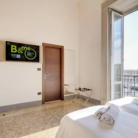 Hotel B&B Hotel Napoli Neapol