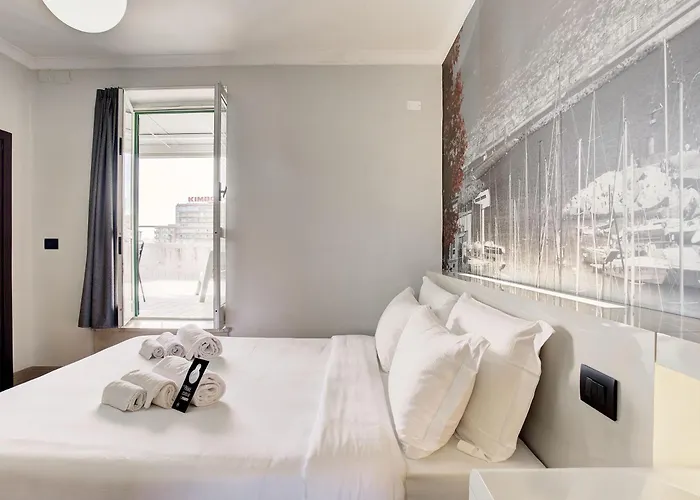 那不勒斯住宿加早餐酒店 3* 那不勒斯