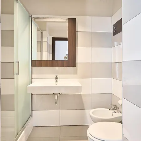 B&B Hotel Napoli Отель 3*