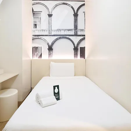 B&B Hotel Napoli Naples