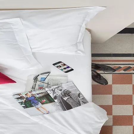 B&B Hotel Napoli 3* נאפולי