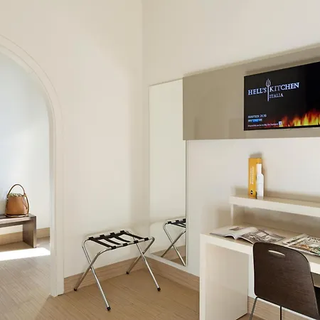 מלון B&B Hotel Napoli