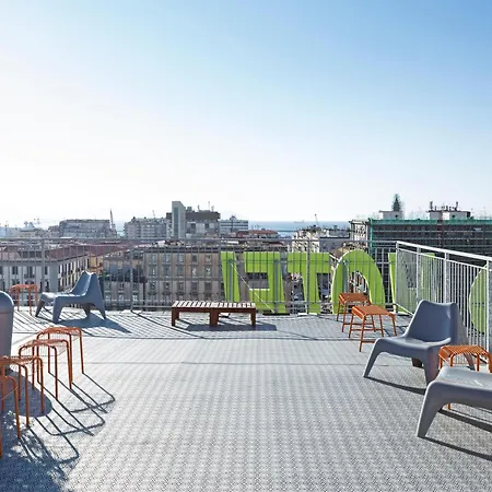 B&B Hotel Napoli מלון נאפולי