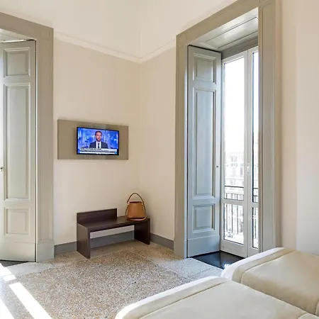 מלון B&B Hotel Napoli