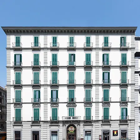 מלון B&B Hotel Napoli