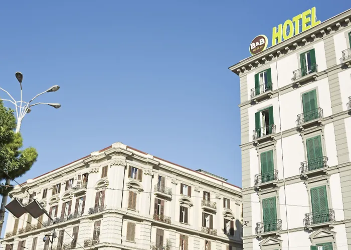 B&B Hotel Napoli Ξενοδοχείο 3*