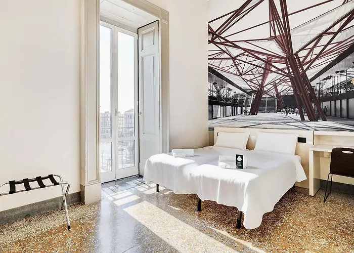 B&B Hotel Napoli Ξενοδοχείο 3*
